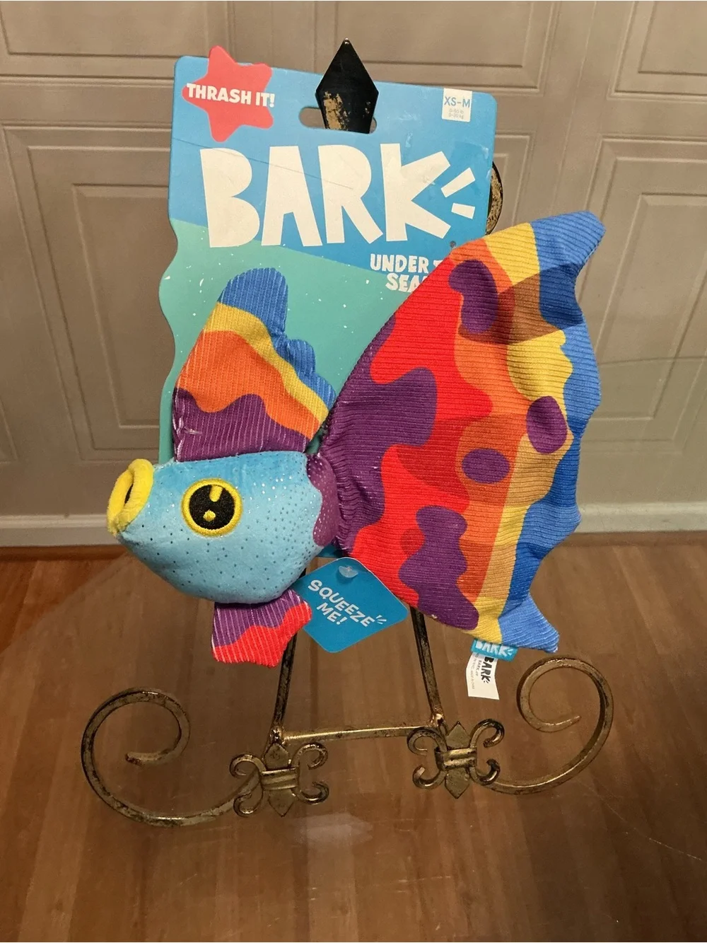 NEW Bark Under The Seams Thrash It Squeeze Me Fish Dog Toy 9” Clinker & Squeaker